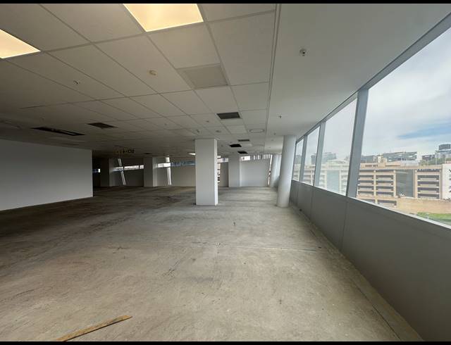 423M² OFFICE TO LET IN SANDTON CENTRAL